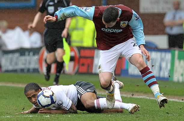 其中尤为引 其中尤为引