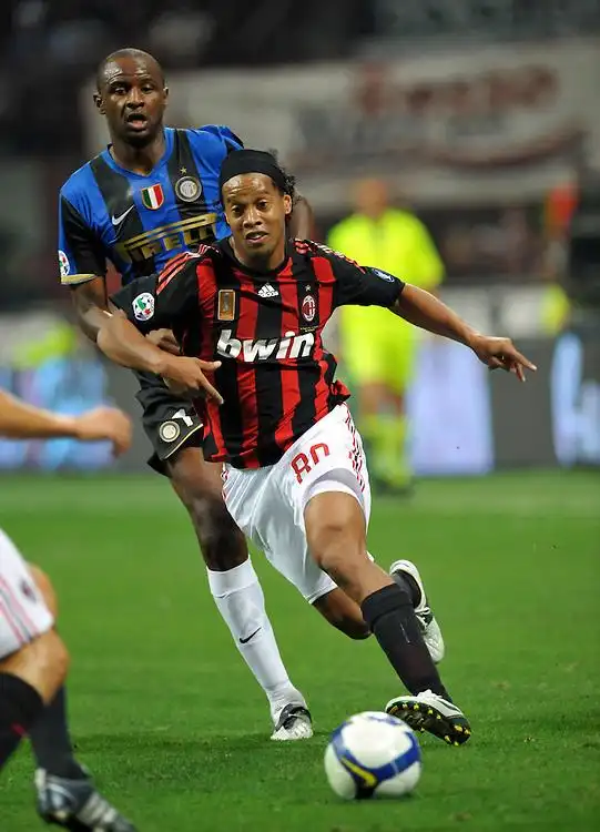 表现引起了 表现引起了