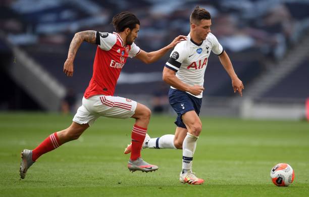 赛季中因伤 赛季中因伤